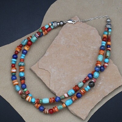 Double strand bead necklace