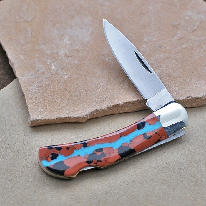 pocket knife with boulder turquoise inlay