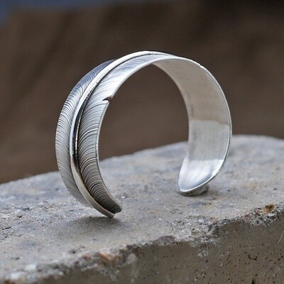 Feather bracelet 3/4" width