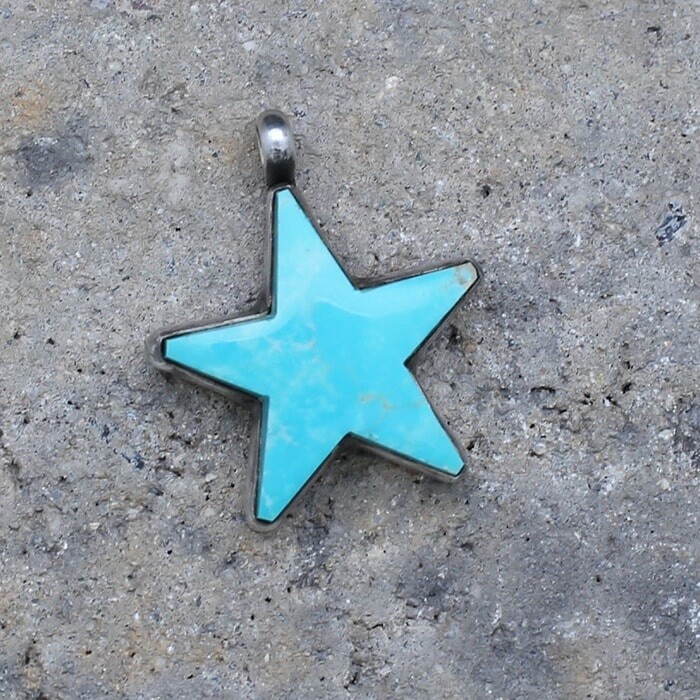 Turquoise star pendant- BIL 669