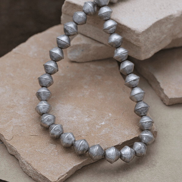 Vintage 1960's Navajo Pearls- 21"
