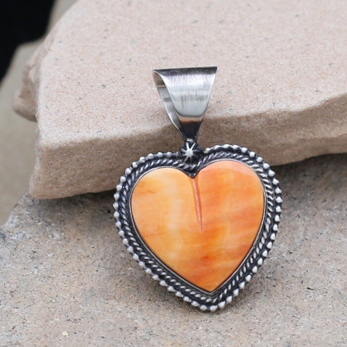 Spiny oyster shell heart pendant