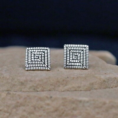 Basket weave rectangular stud earrings