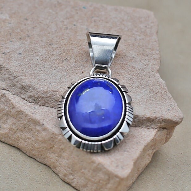 BC 1325 Medium sized Lapis pendant