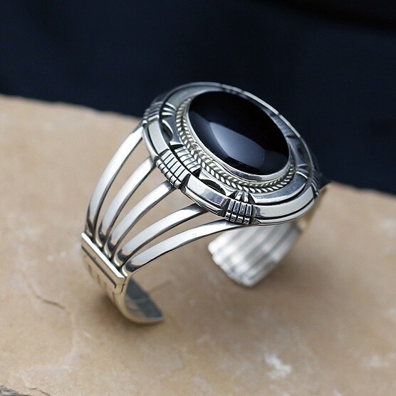 Large oval black onyx stone bracelet