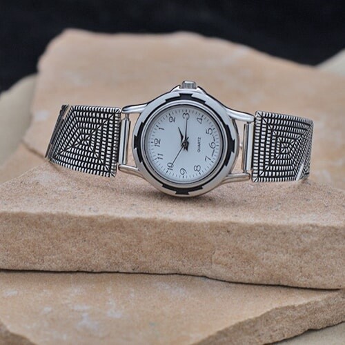 Basket weave design watch bracelet by Elgin Tom- BIL 100