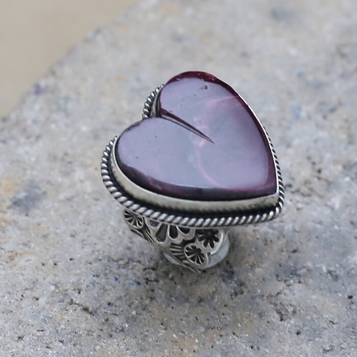Heart shaped ring w/purple spiny oyster shell-SWS 267