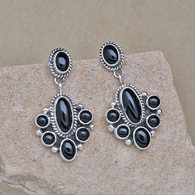 BC 1351 Geneva Apacheto Cluster earrings
