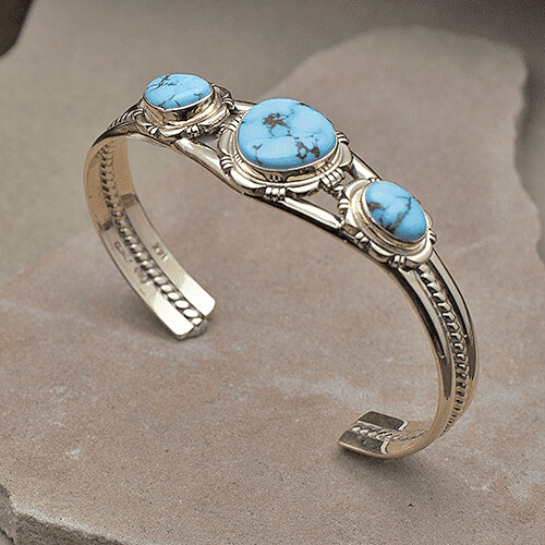 14KT GOLD CUFF BRACELET W/ GODBERS TURQUOISE