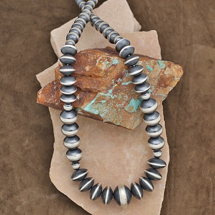 Rose Martin 26&quot; Navajo Pearl necklace - BIL 246