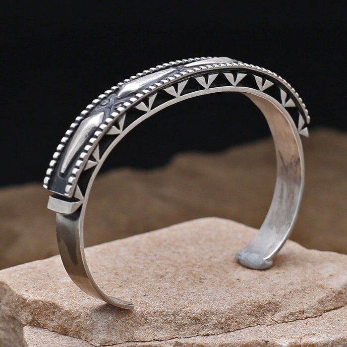 Unique silver bracelet by Leander Tahe - RB 249