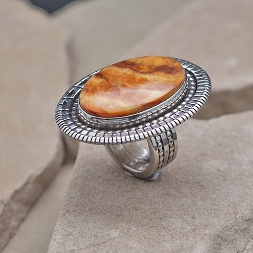 Jonathan Nez original design w/spiny oyster shell- Bil 485