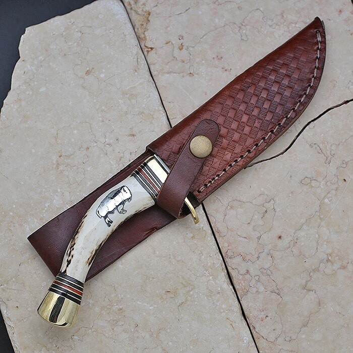 Long handle fixed blade knife w/ buffalo image-TG 128
