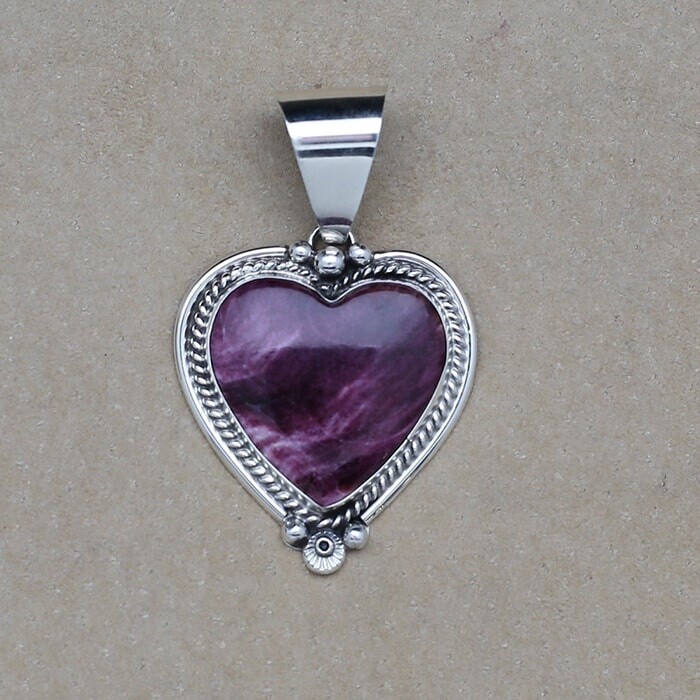 Heart pendant w/ purple spiny oyster shell-SWS 266