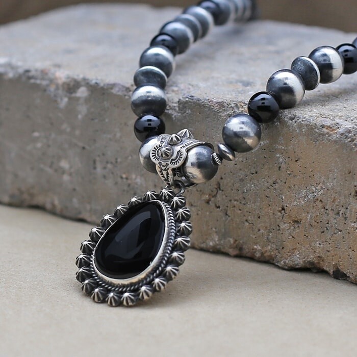 BLACK ONYX PENDANT &amp; NECKLACE SET
