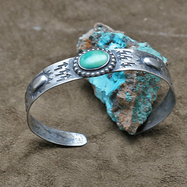 Vintage 1960&amp;#8217;s Fred Harvey &amp;#8220;era&amp;#8221; bracelet