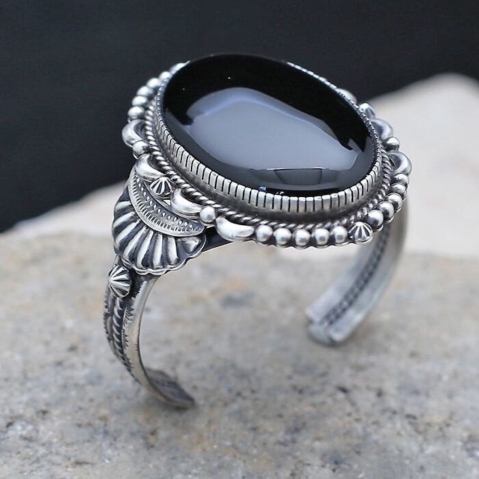 Native American Bracelets in Tucson - Spirit of Santa Fe Native American Bracelets in Tucson - Spirit of Santa Fe