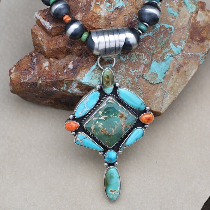 Multi color pendant &amp; beads - BC 1398