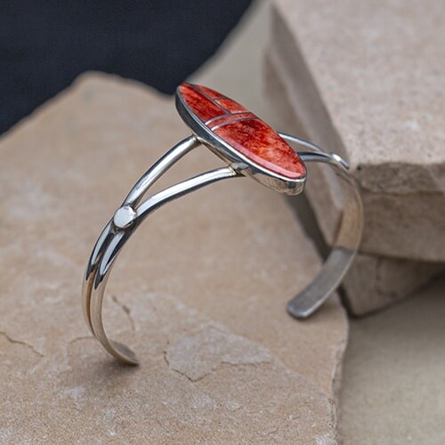 Elongated inlay bracelet w/red spiny oyster shell - RB 232