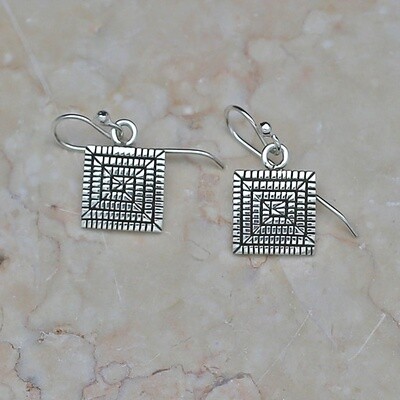 Basket weave design small square dangle earrings