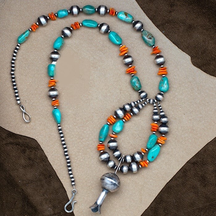 Double loop multi color necklace