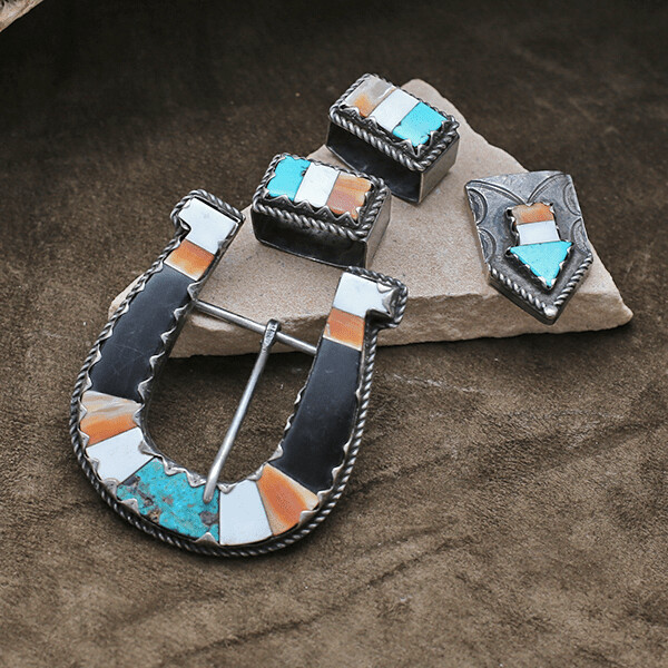 Vintage belt buckle by artist John Gordon Leak
