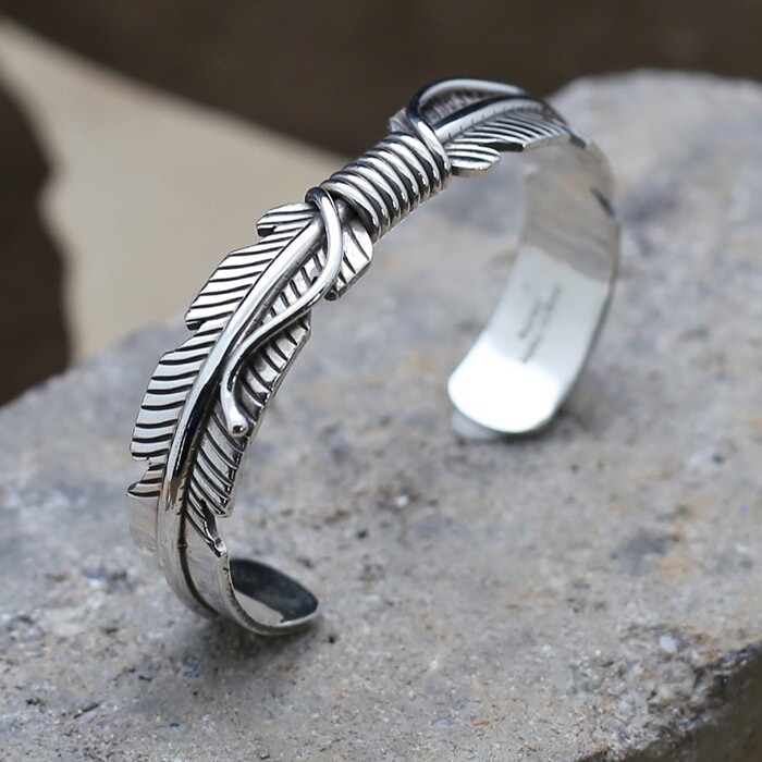 1/2&quot; double feather cuff bracelet