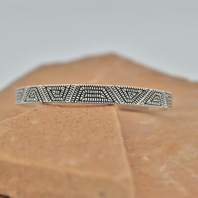 Basket weave design 1/4&quot; cuff bracelet