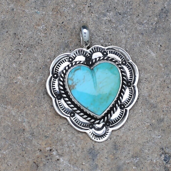 Bernyse Chavez turquoise heart pendant-Bil 637