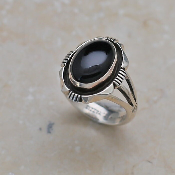 Small oval black onyx ring, Ring Size: 6.0