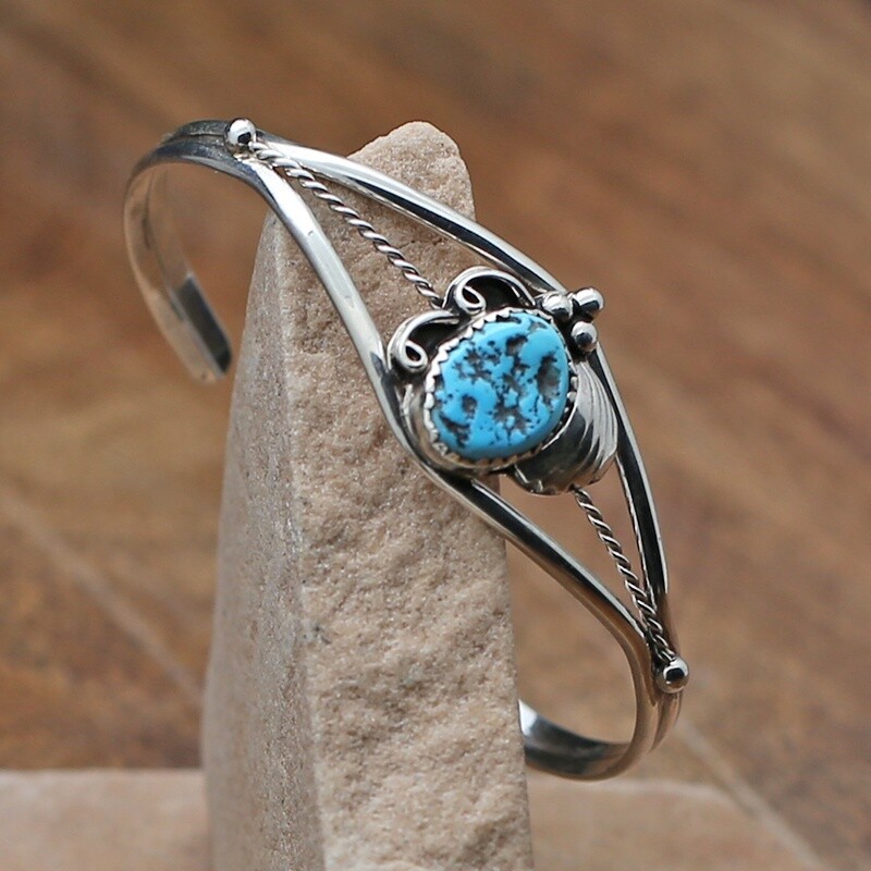 Sleeping Beauty nugget bracelet