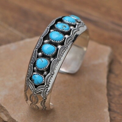 8-stone shadow box style bracelet