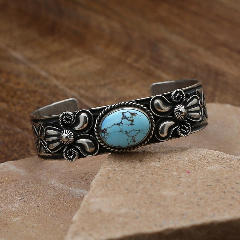 Single stone bracelet w/Golden Hills turquoise