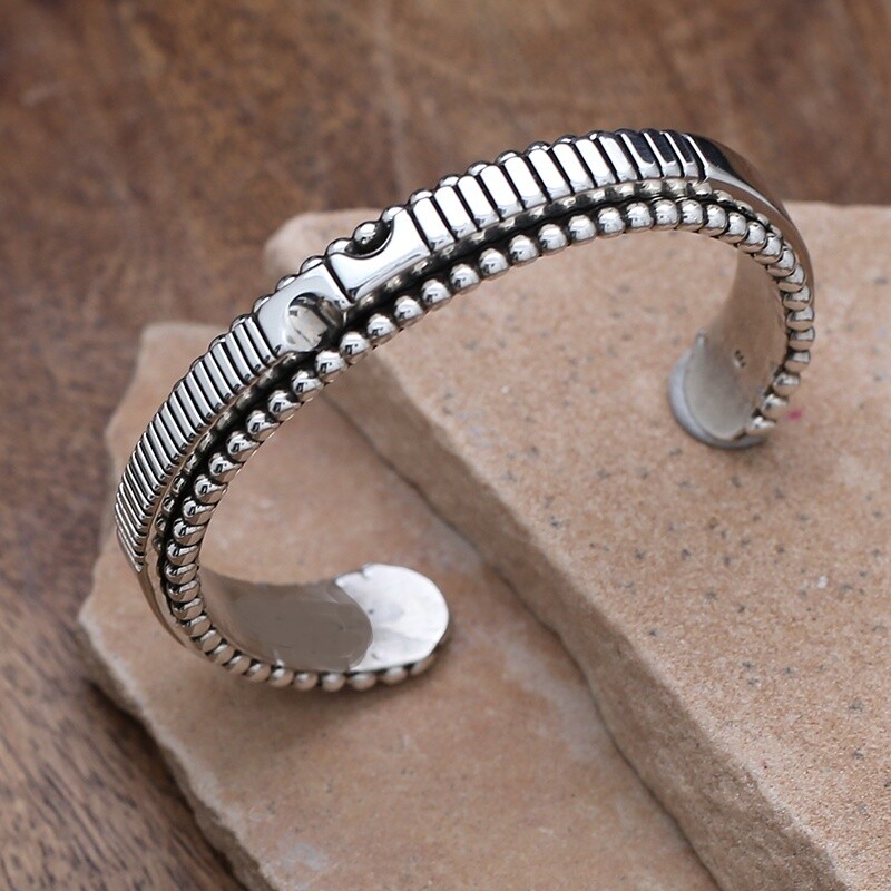 Johnny Nez Vintage Native American Navajo Sterling Silver Thick Bracelet Johnny Nez Vintage Native American Navajo Sterling Silver Thick Bracelet
