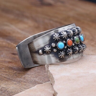 Multicolored row  bracelet