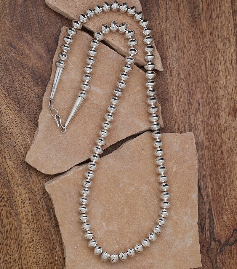 28&quot; Sterling silver Navajo pearls