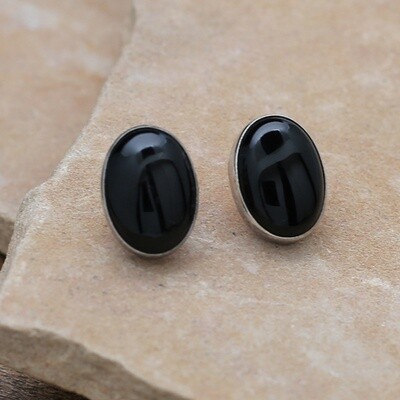 Oval black onyx earrings