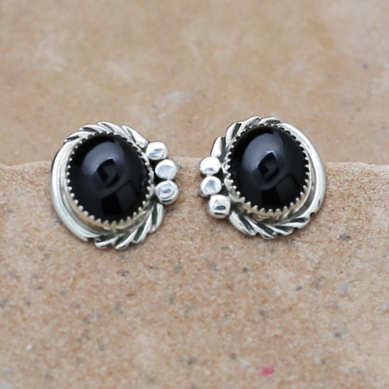Oval post black onyx earring