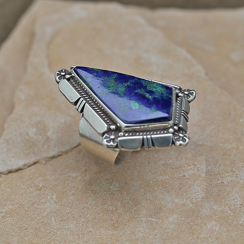 Large ring with Azurite stone
