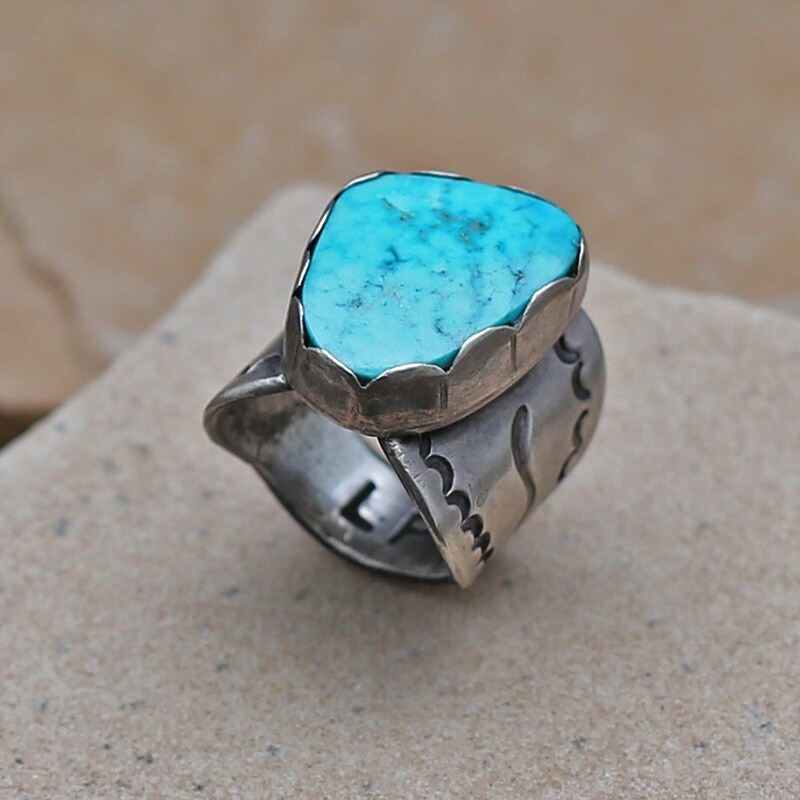Wide band Vintage ring by Louise Platero