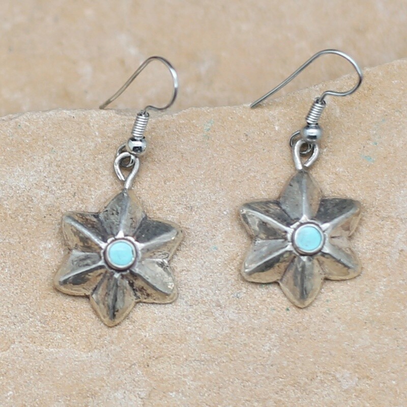 Vintage star shaped earrings