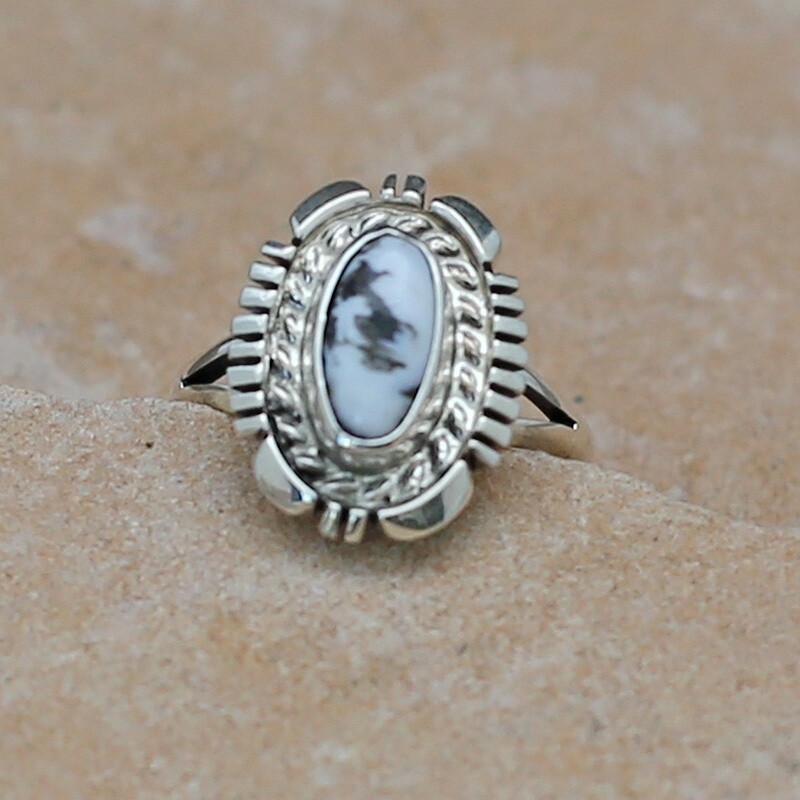 Tiny Navajo ring-White Buffalo stone