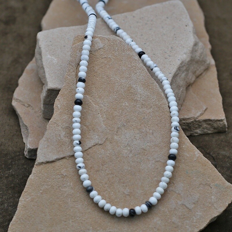 20&quot; White buffalo necklace