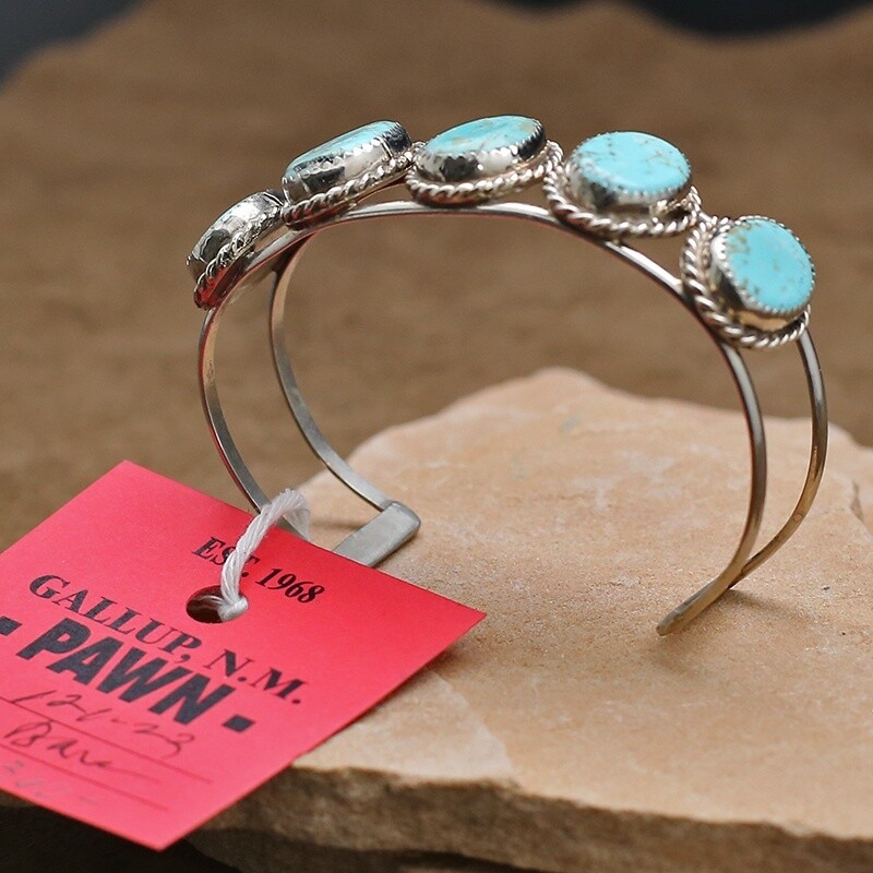 Pawn Jewelry- 5 stone turquoise bracelet