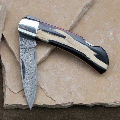 Damascus blade pocket knife w/ cholla wood