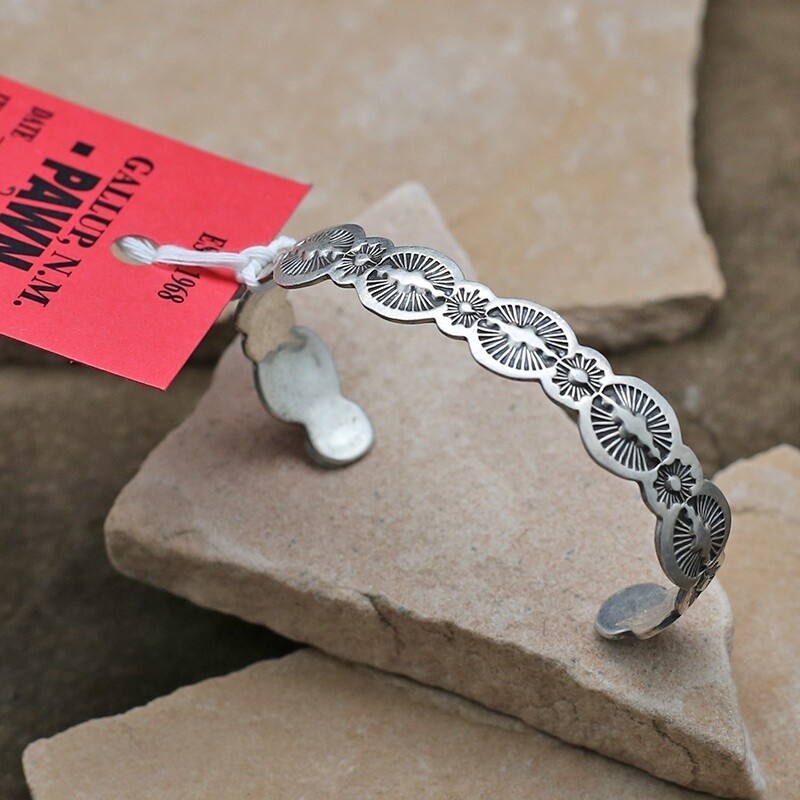 Pawn Jewelry- Scalleup edge silver bracelet