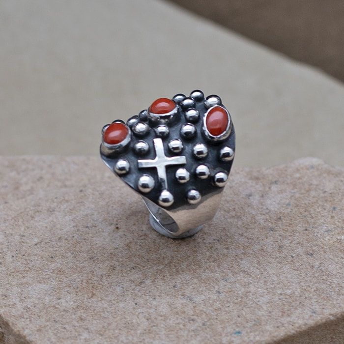Ronnie Willie cross ring w/coral, Ring Size: BIL399
