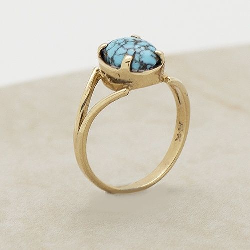 1970&#39;s prong set Lone Mountain turquoise ring in 14kt gold, Ring Size: LoneMtn151