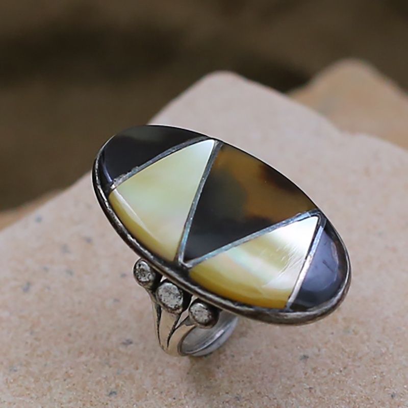Zuni tortoise &amp; yellow mother pearl inlay ring