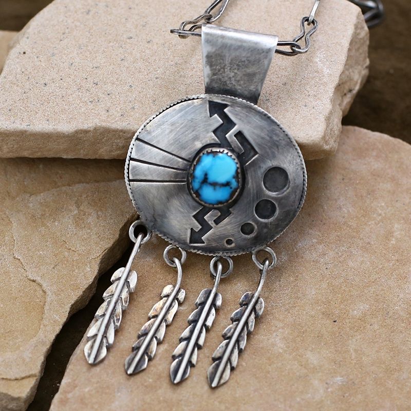 Pawn Jewelry- 3 feather Navajo pendant &amp; chain